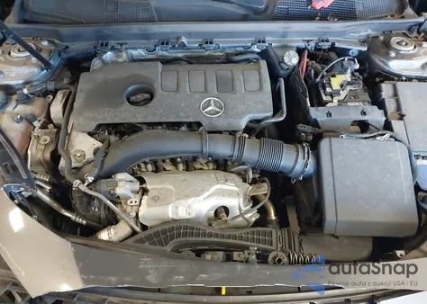 2019 Mercedes-Benz A 220 4Matic z USA, uszkodzony, nr VIN WDD3G4FB7KW008837
